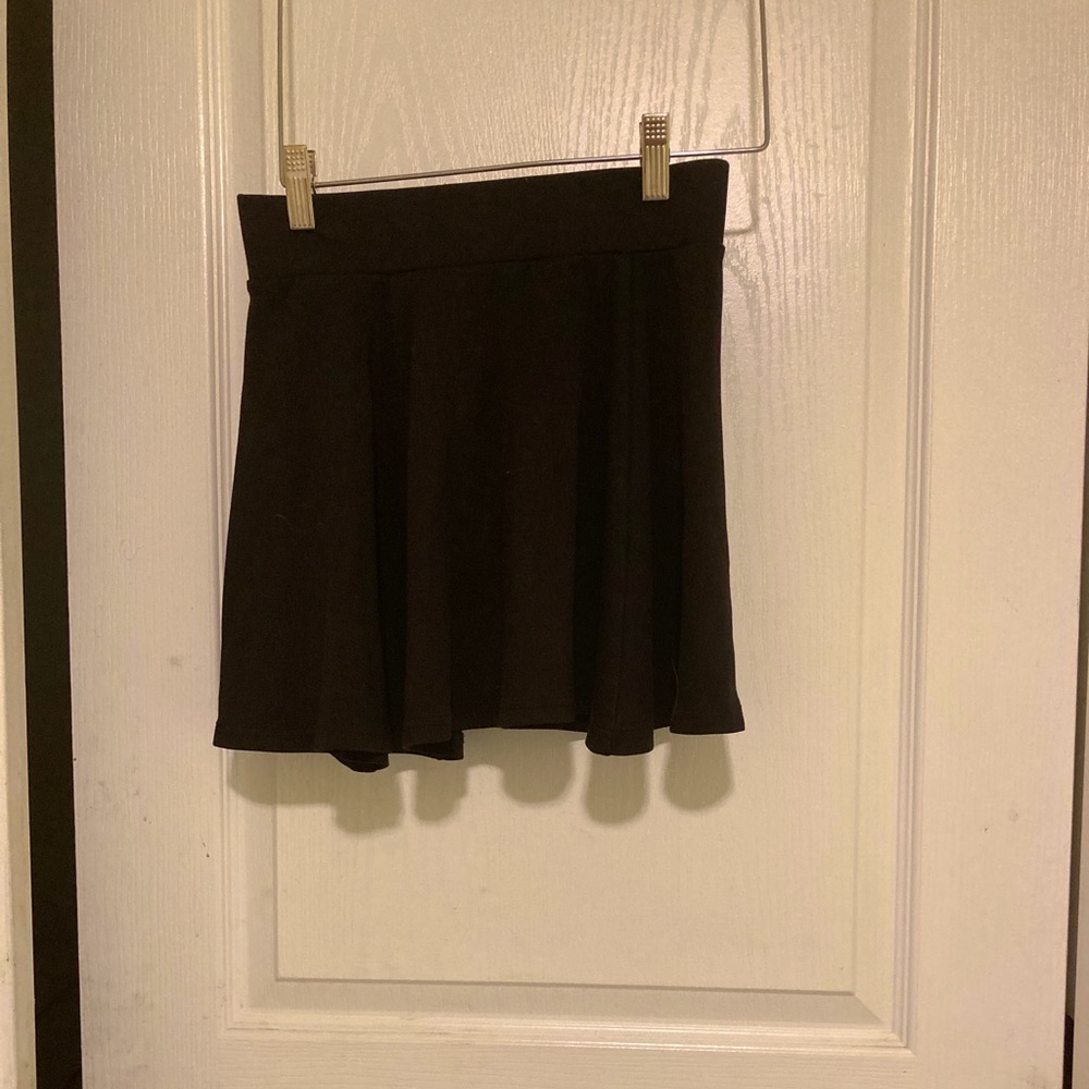 Black skirt